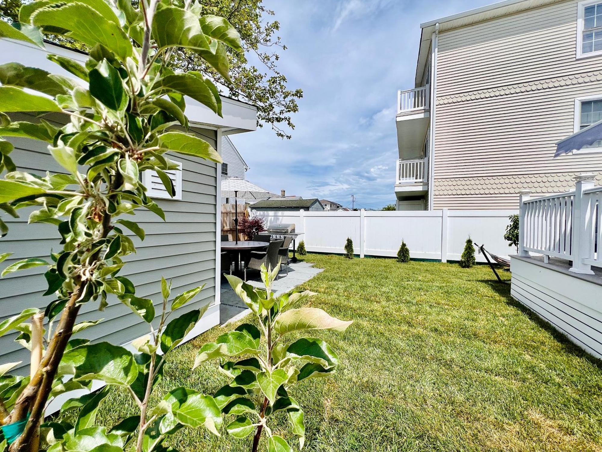 Unique Wildwood 3 Bedroom 1,5 Ba Entire House In The Heart Of Wildwood! Экстерьер фото