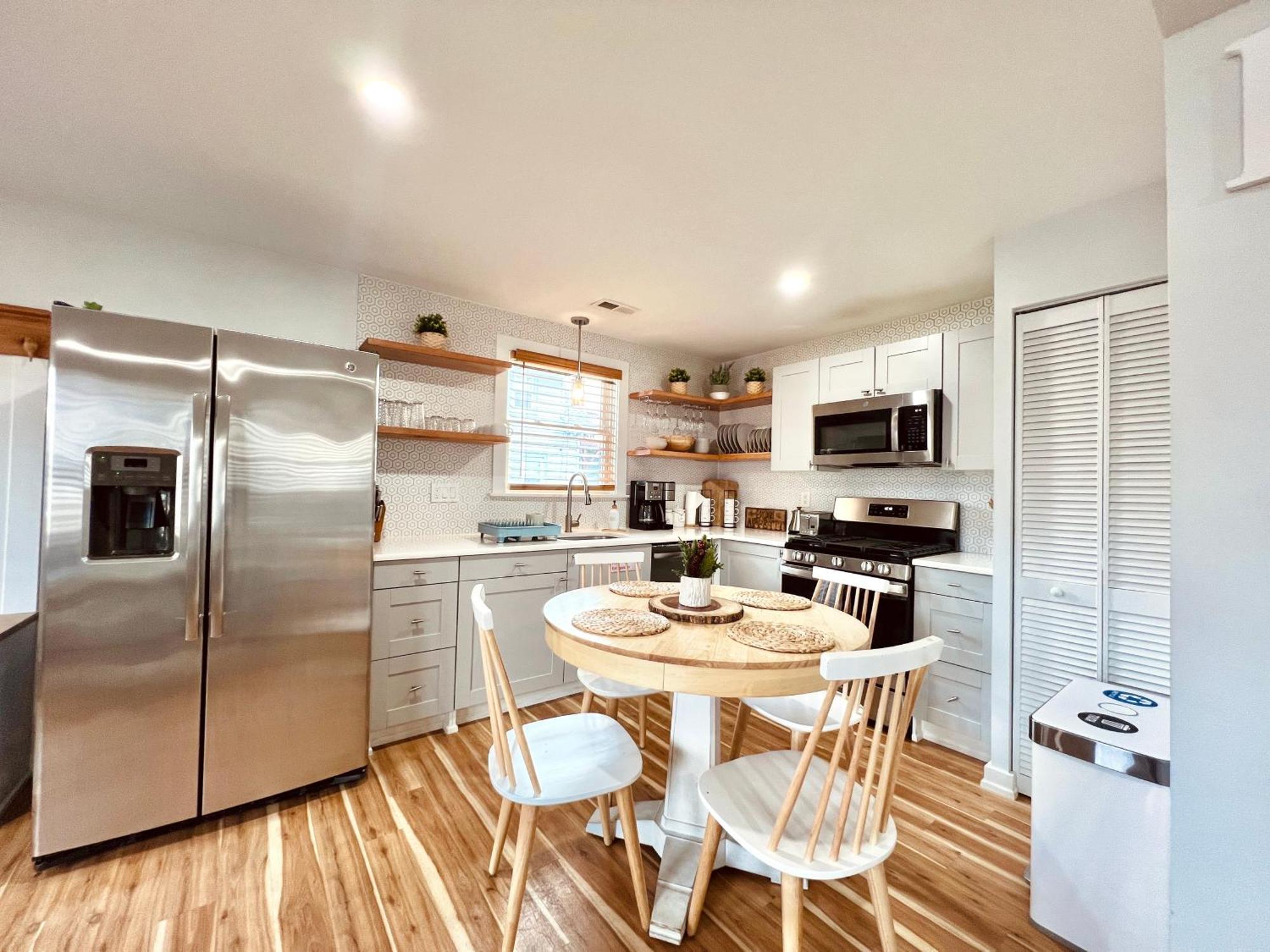 Unique Wildwood 3 Bedroom 1,5 Ba Entire House In The Heart Of Wildwood! Экстерьер фото